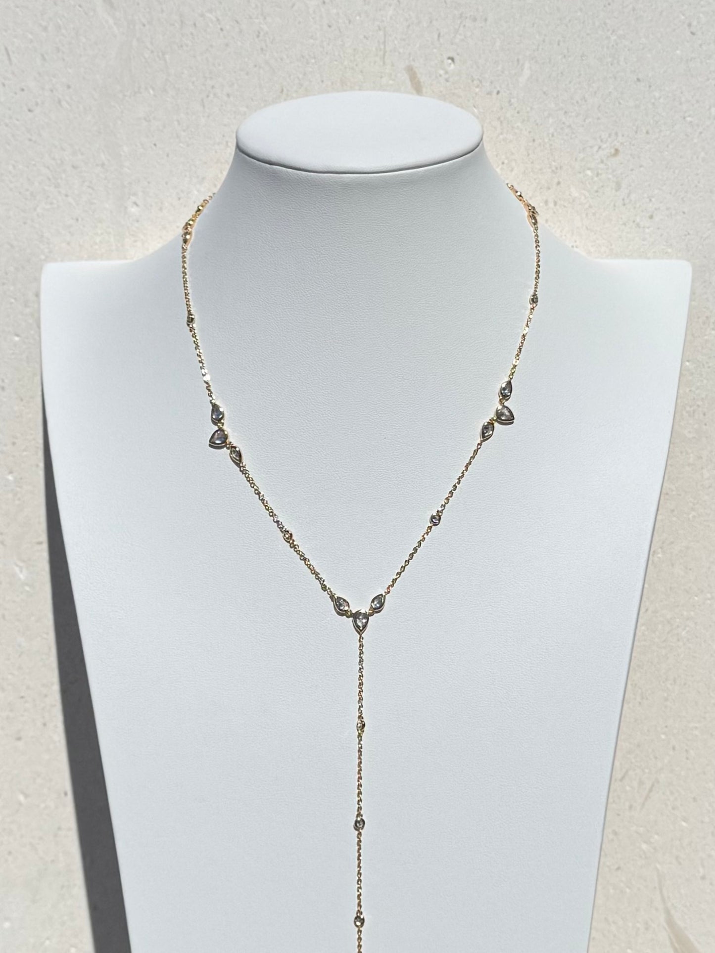 The Everleigh Lariat in Gold