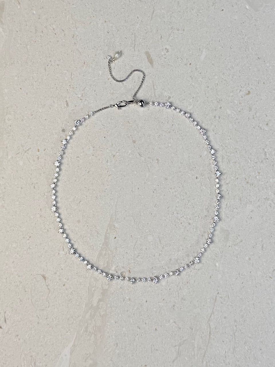 L’Éclat Classique Tennis Necklace