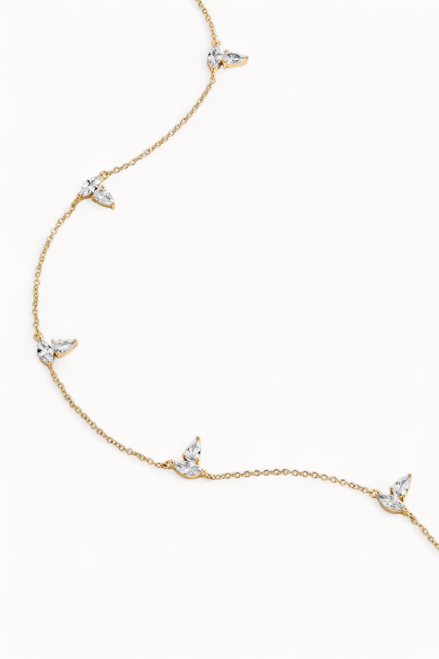 The Chloe Necklace in Gold
